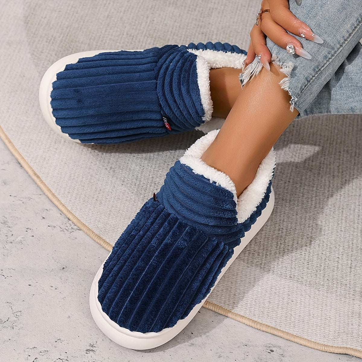Women’s Plush Winter Slippers – Faux Fur Lined Cozy Booties