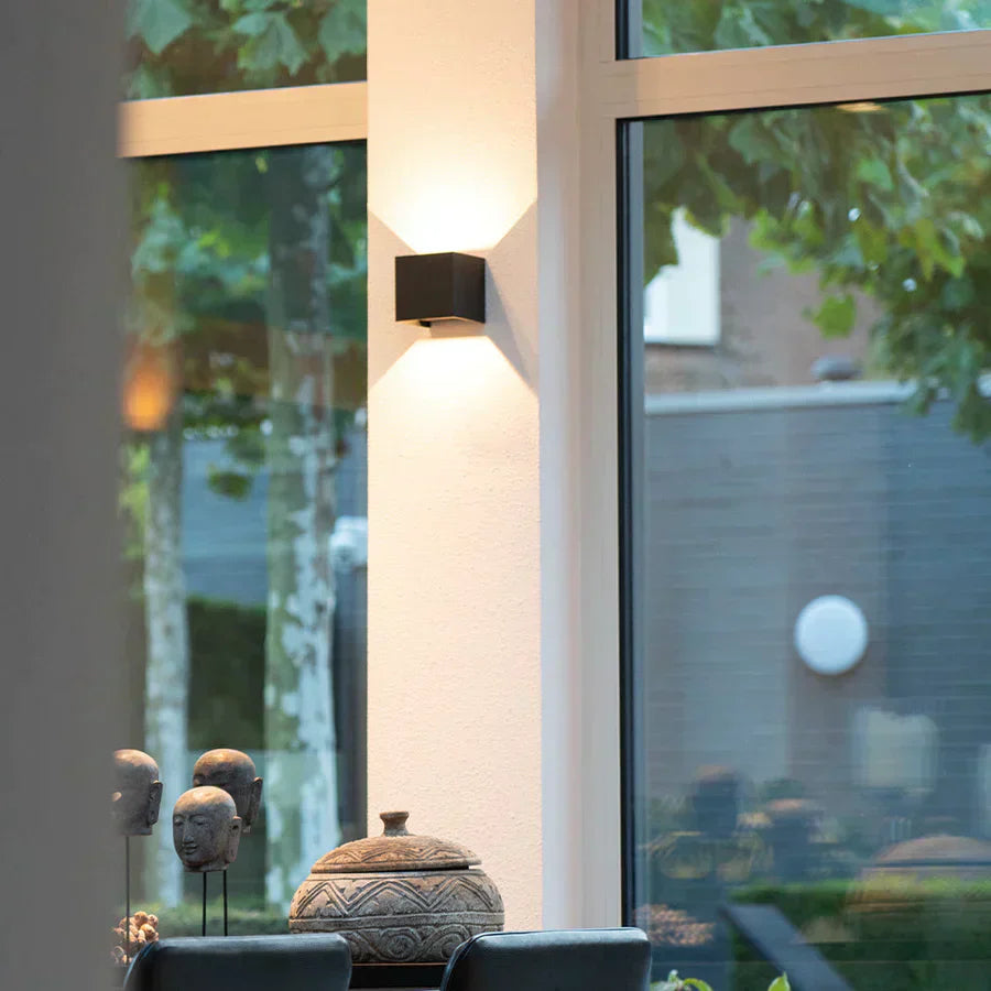 RadiantCube™ | Elegant Wireless Wall Light