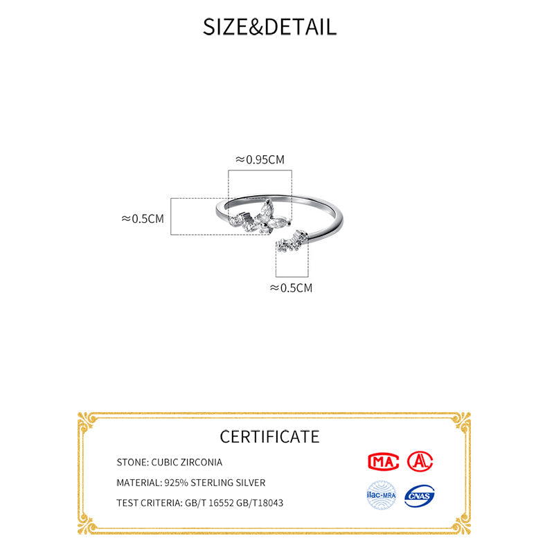 Bague délicate en argent ornée de zircones