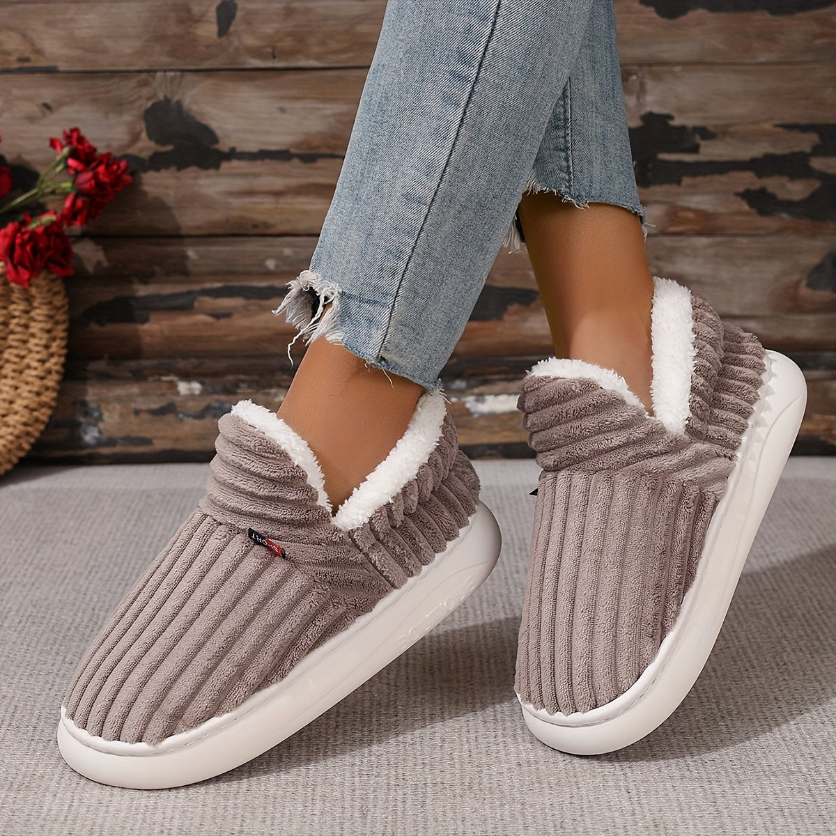 Women’s Plush Winter Slippers – Faux Fur Lined Cozy Booties
