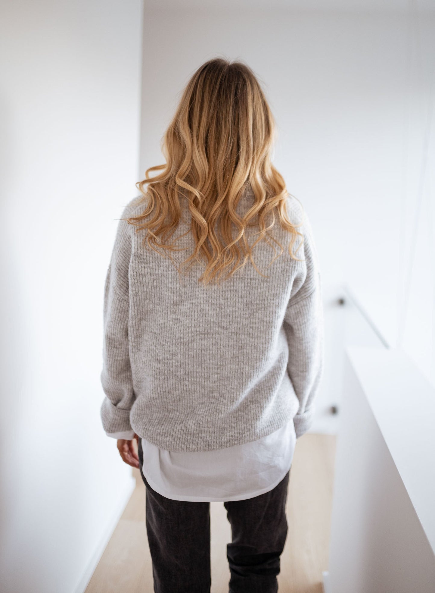 Mara™ | Cozy Gray Knit Sweater
