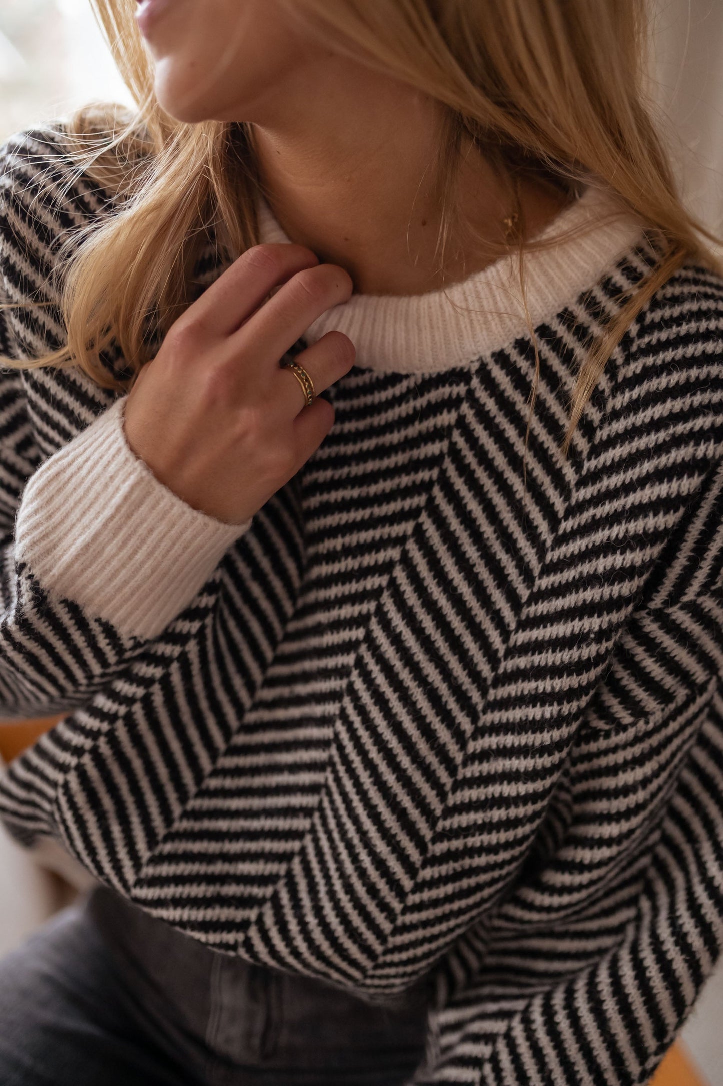 Lenya™ | Knitted Pattern Sweater