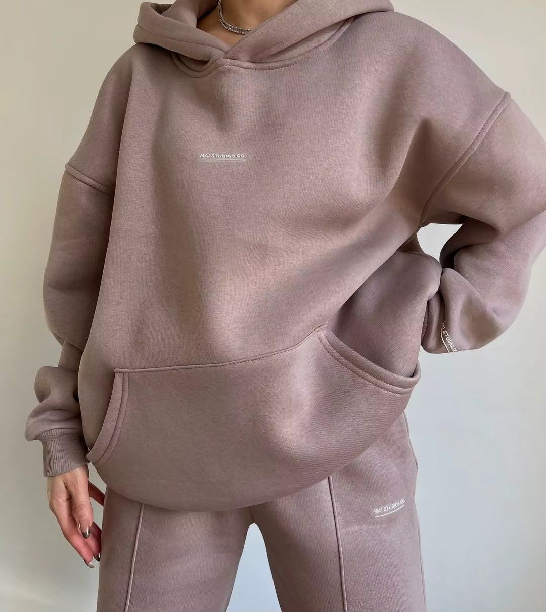 Isla Urban - Oversized Hoodie Set