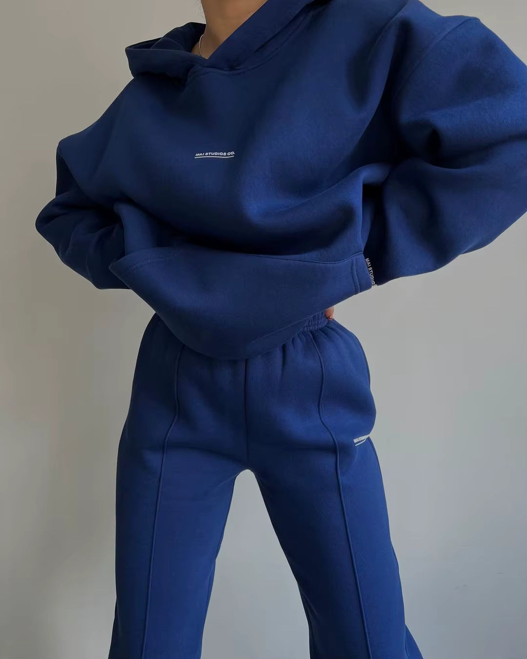 Isla Urban - Oversized Hoodie Set