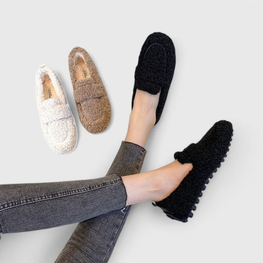 Solenne | Stylish Warm Slippers with a Touch of Elegance