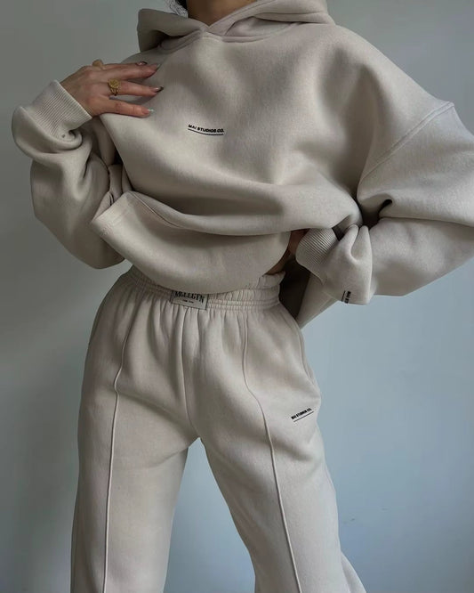 Isla Urban - Oversized Hoodie Set