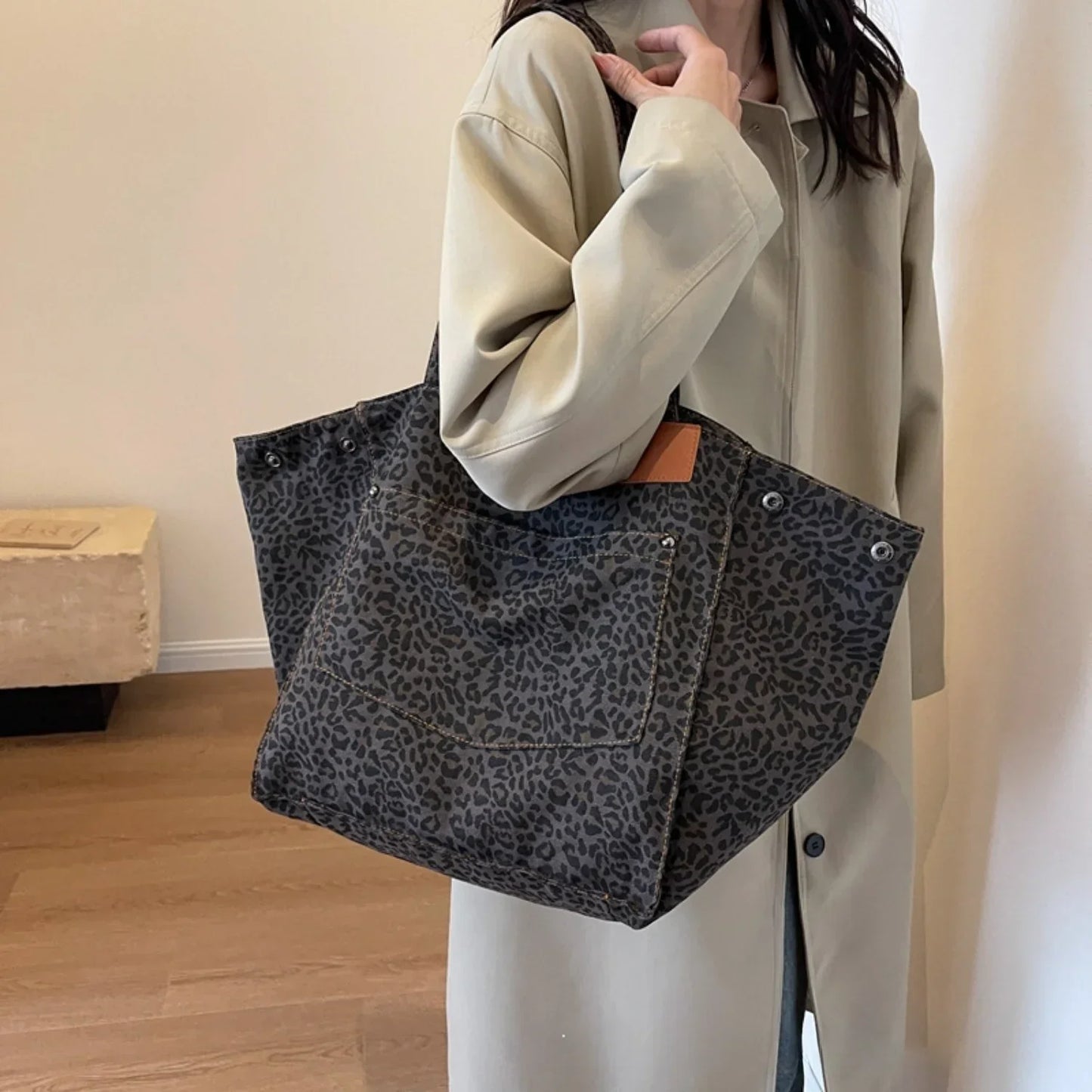 Vivienne™ | Leopard Print Tote