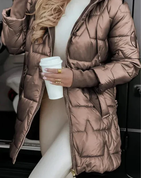 Isla Shine – Chic Hooded Winter Coat