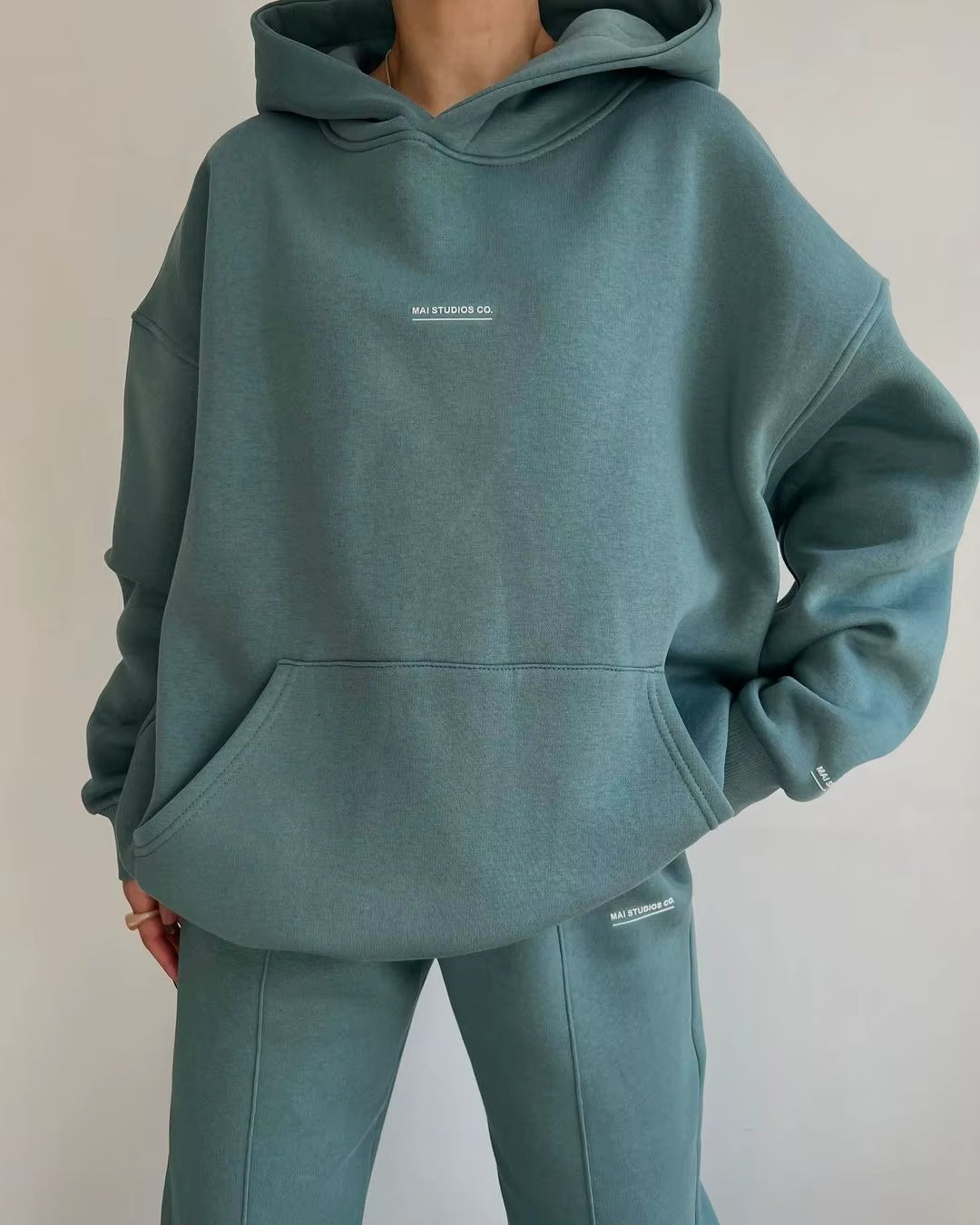 Isla Urban - Oversized Hoodie Set