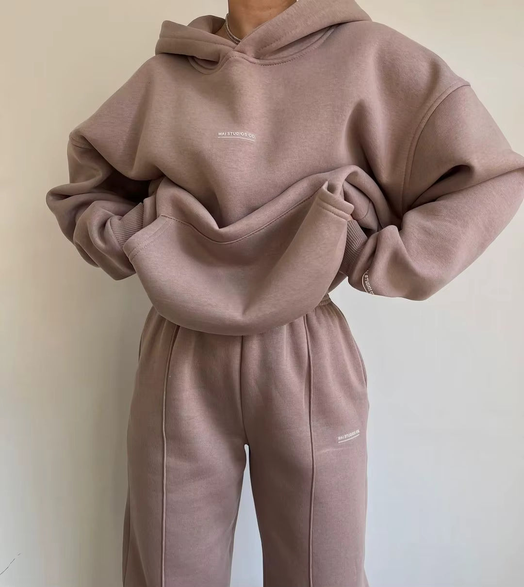 Isla Urban - Oversized Hoodie Set