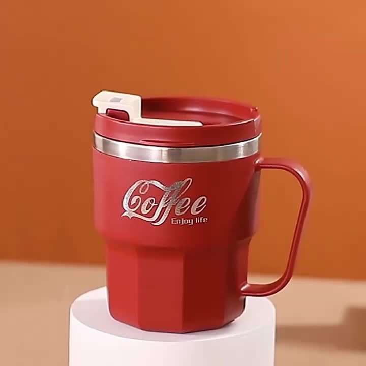 Tasse à café à double paroi avec couvercle