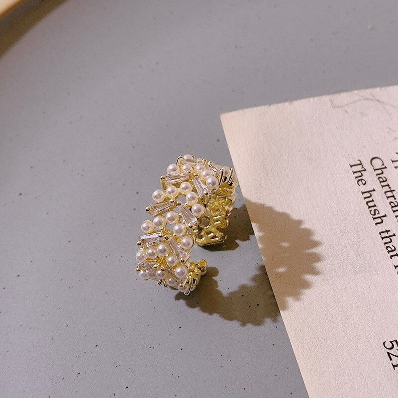 Bague élégante réglable en perles
