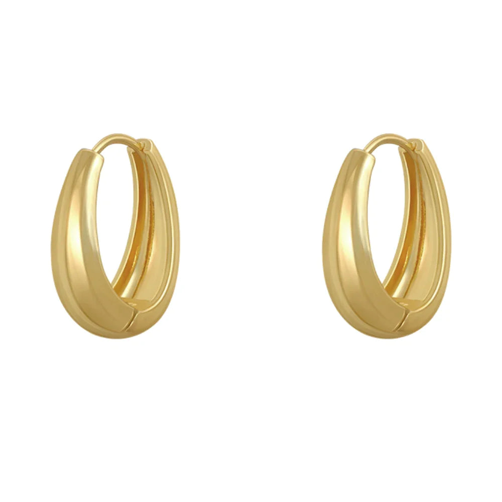 Boucles d'oreilles créoles en or intemporelles