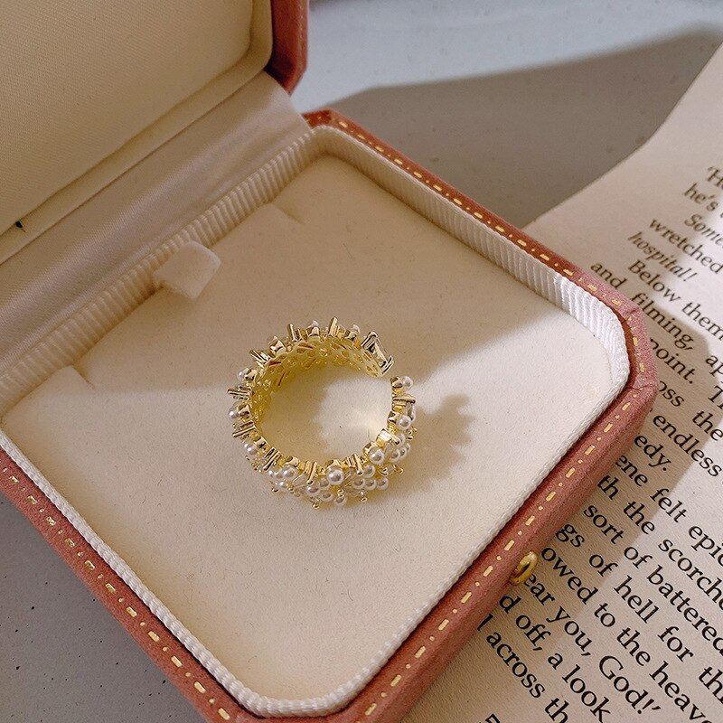 Bague élégante réglable en perles