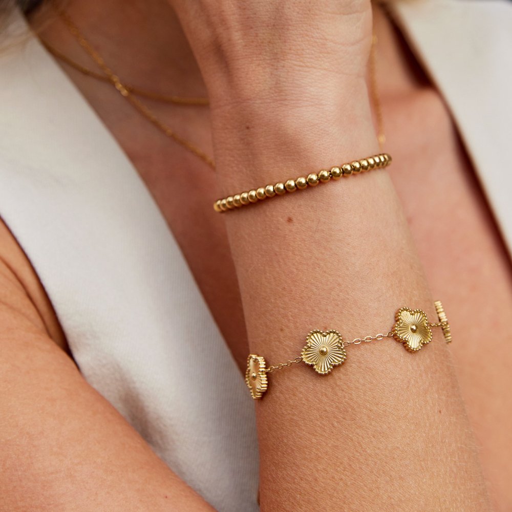 Bracelet en perles dorées