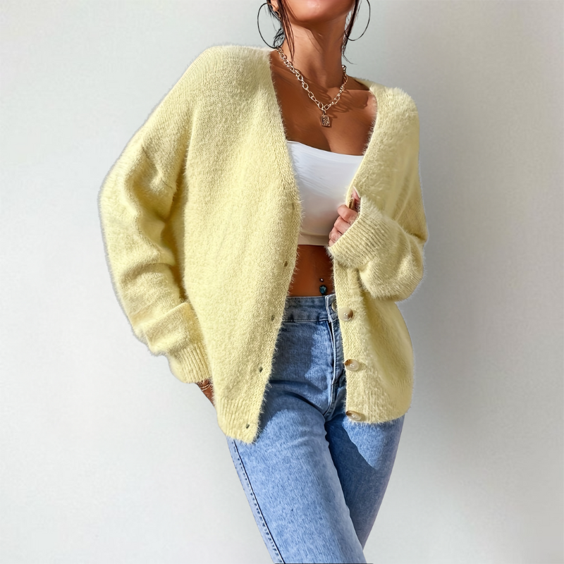 Giselle | Chic and Stylish Cardigan