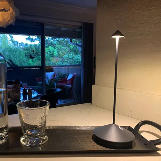 Dioro™ | Cordless LED Table Lamp
