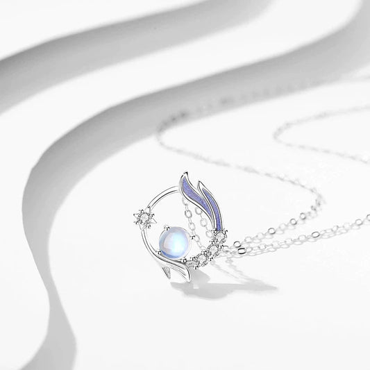 Collier en argent avec accent de pierre de lune