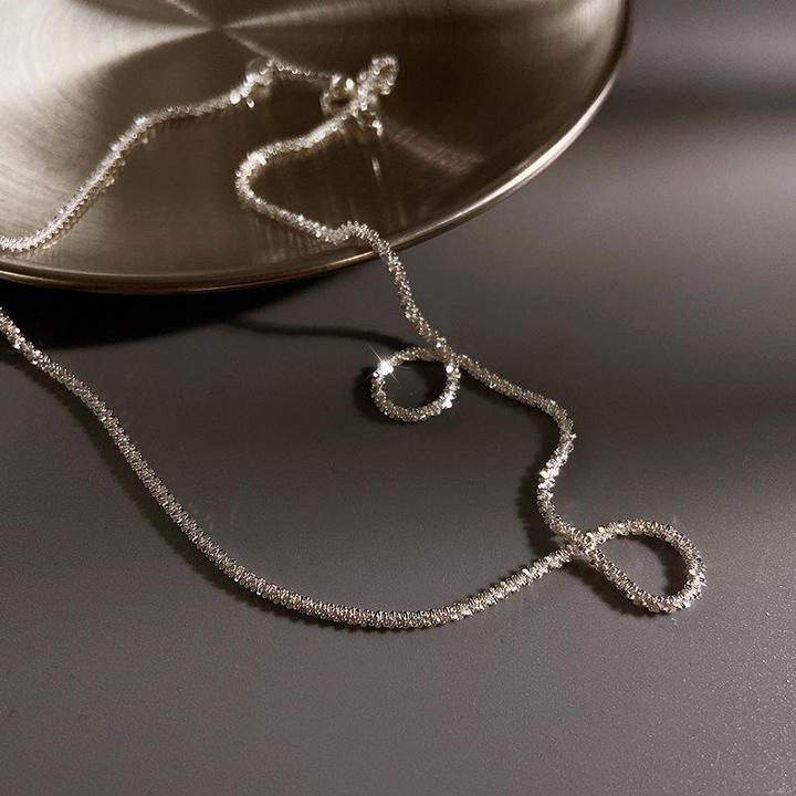 Collection de colliers célestes en argent