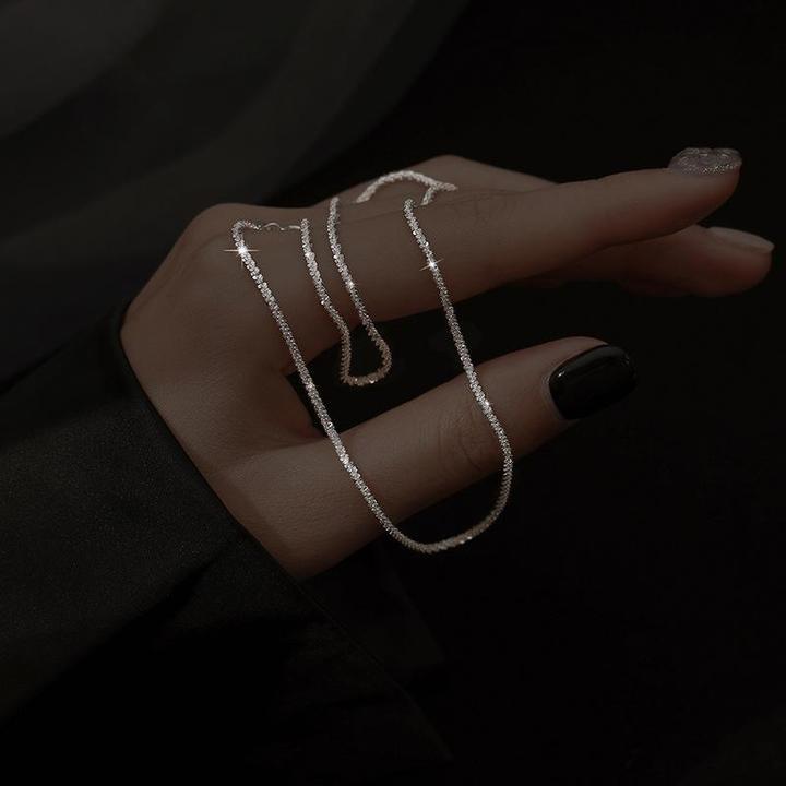 Collection de colliers célestes en argent