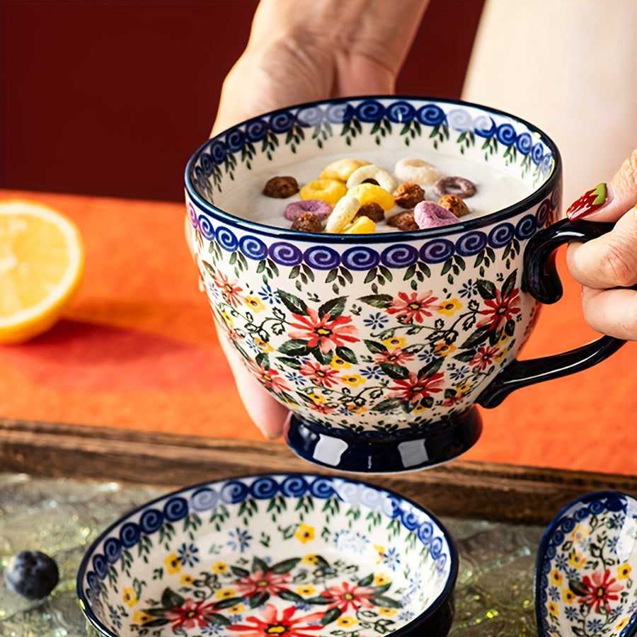 Tasse de petit-déjeuner à motif floral bohème