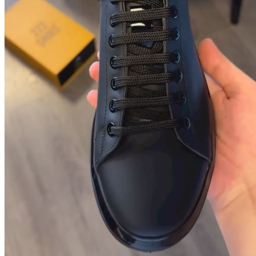 Alexander™ | Chic Sneaker for Men