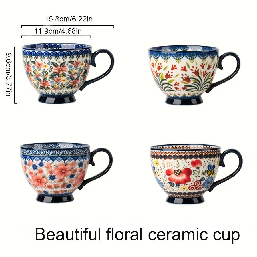 Tasse de petit-déjeuner à motif floral bohème