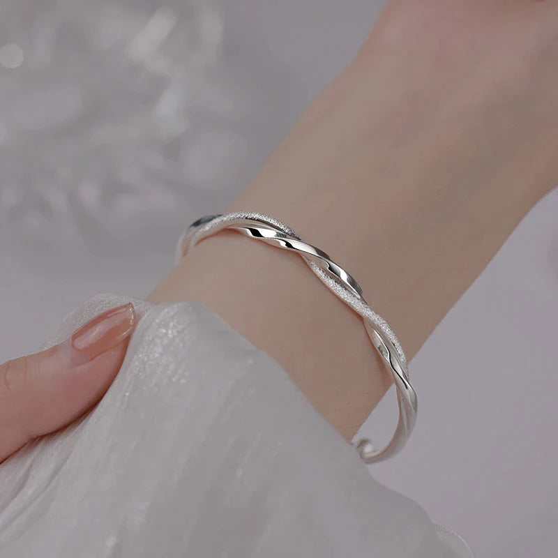 Bracelet élégant en argent tressé