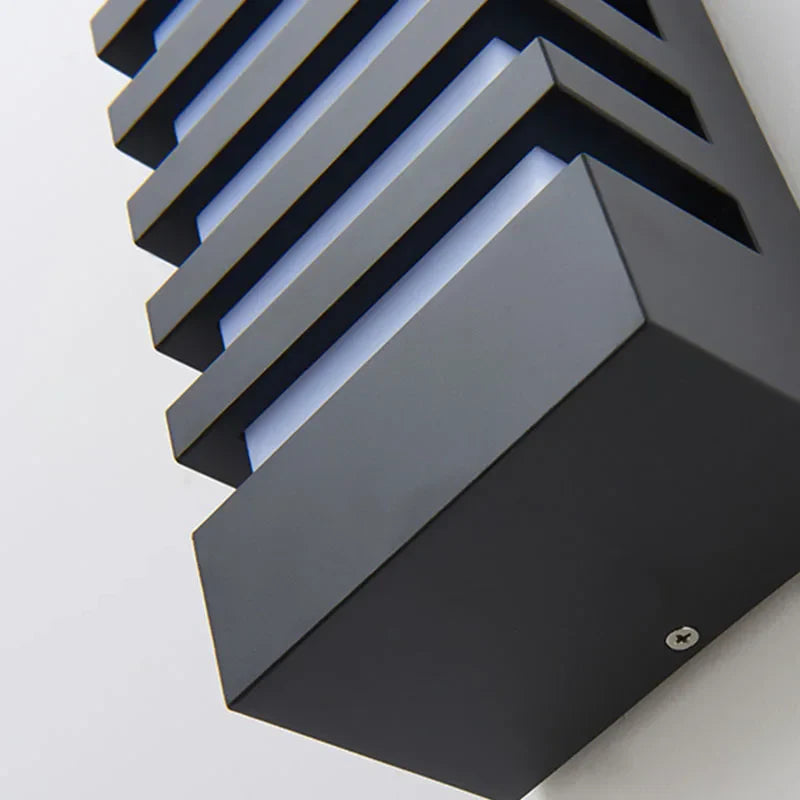 AluShine - Modern LED Wall Light
