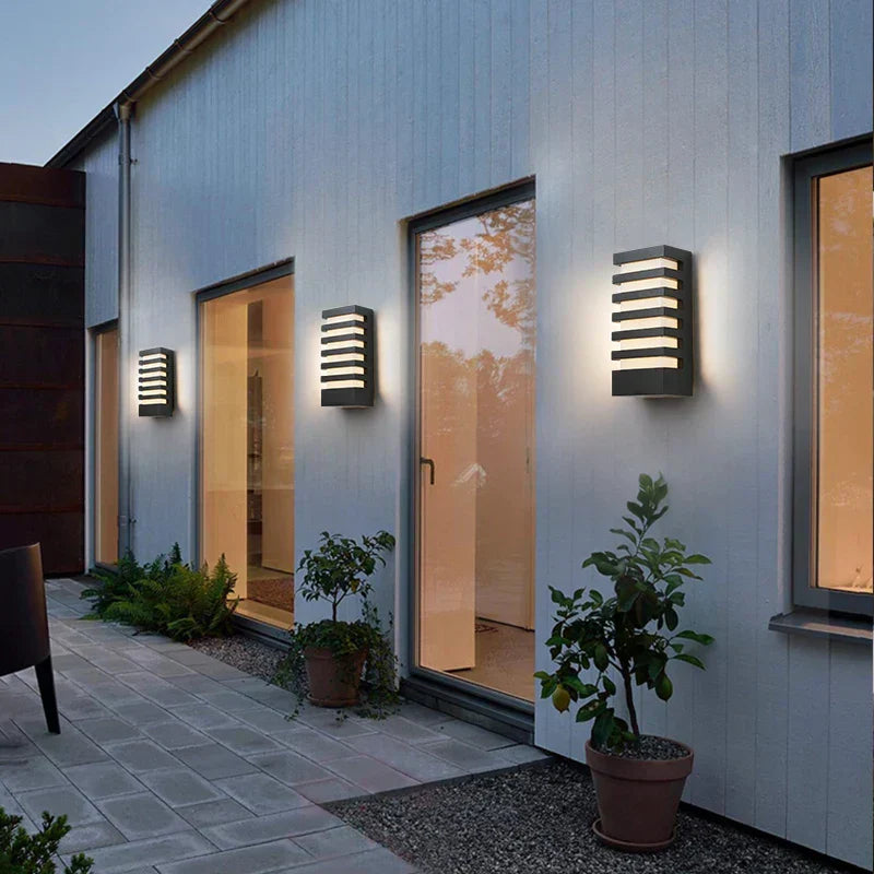 AluShine - Modern LED Wall Light