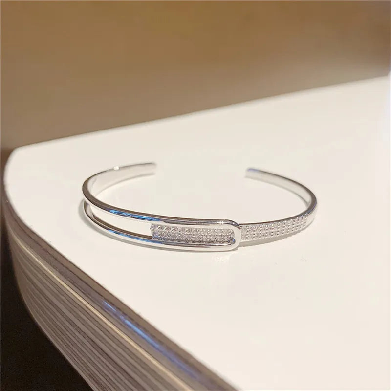 Bracelet manchette ouvert en argent sterling 925 avec zircone – Élégance naturelle et éclat intemporel