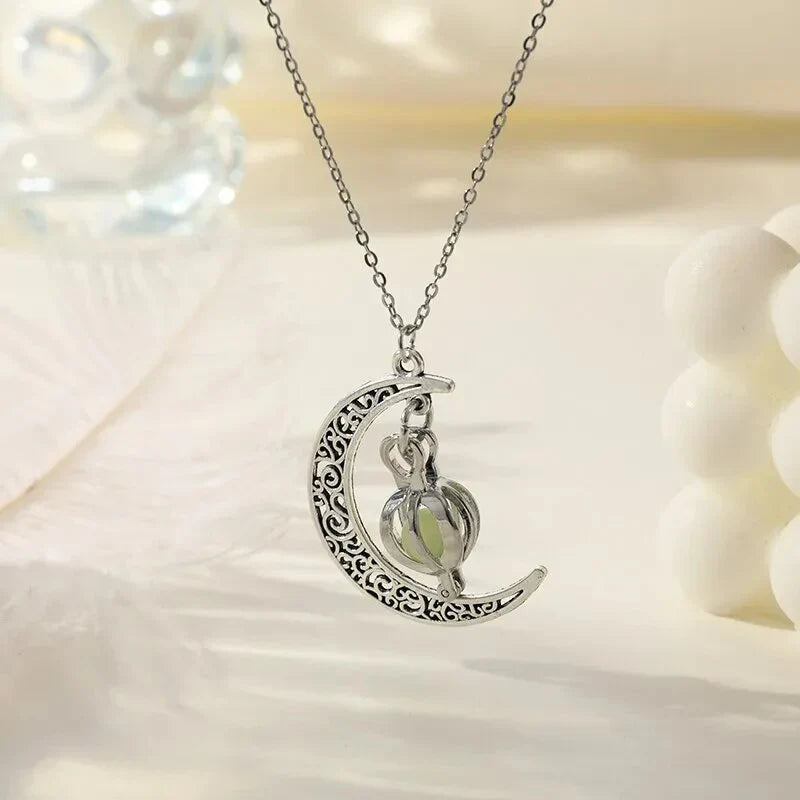Collier pendentif en pierre de lune – Une beauté enchanteresse et une énergie dynamisante