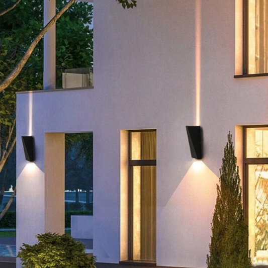 Clarion™ - Eco-Friendly Waterproof Outdoor Light