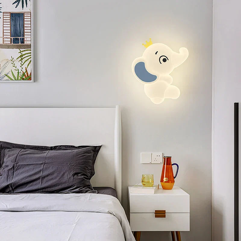 Bélo™ Elephant LED Wall Lamp – Adjustable Lighting for Kids' Rooms
