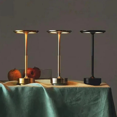 Élan™ I Cordless Rechargeable Table Lamp