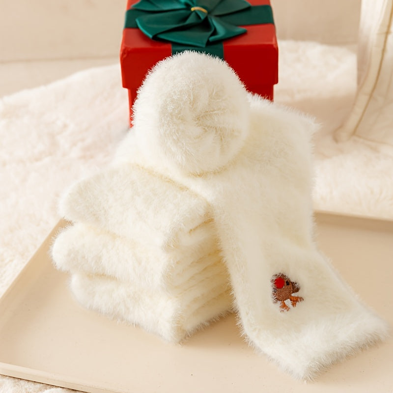 5 paar witte pluche kerstsokken voor dames, kuitlengte, verdikt en warm voor de winter, perfect om op de vloer te loungen.