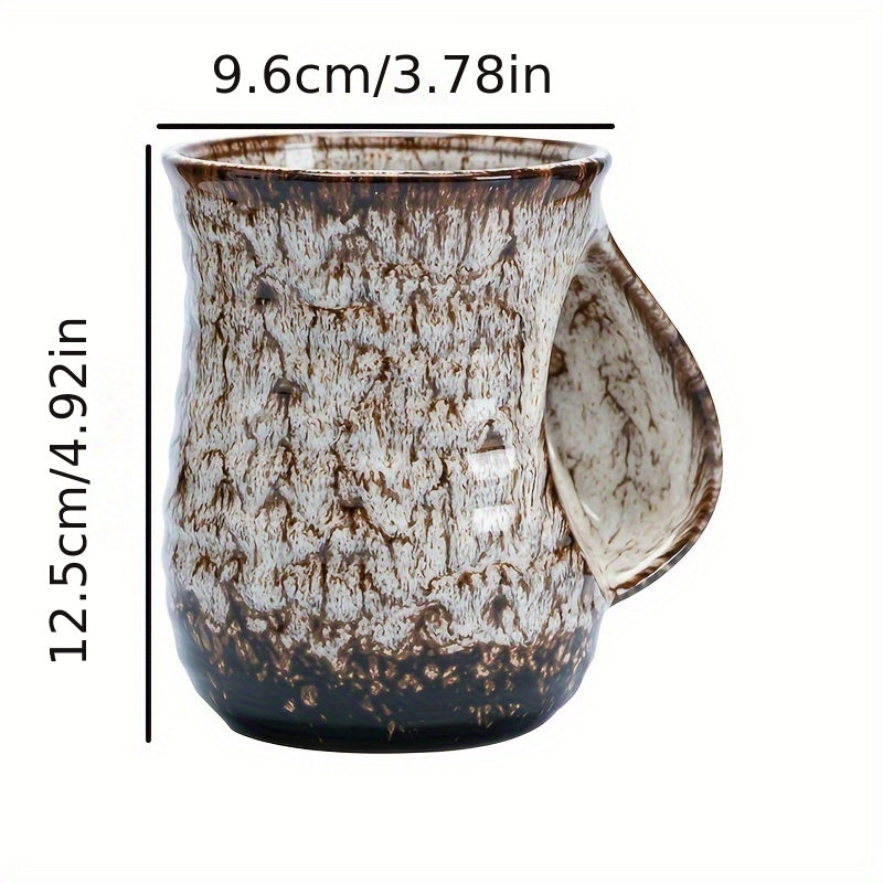 Tasse pour petit-déjeuner et fête de jardin