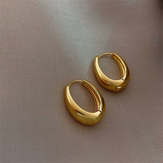 Boucles d'oreilles créoles en or intemporelles