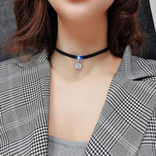 Collier pendentif en cristal géométrique