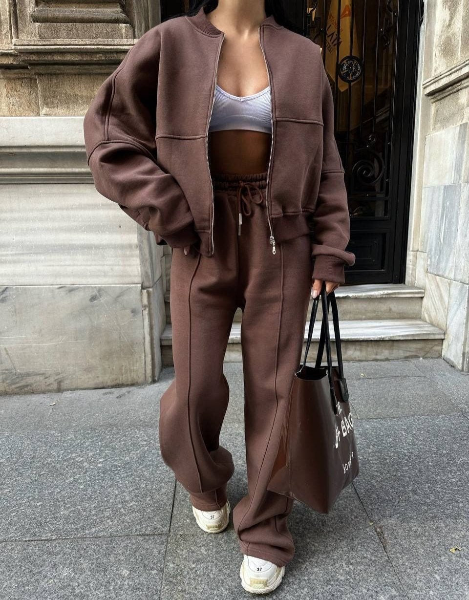 LOUISE | Cozy Tracksuit