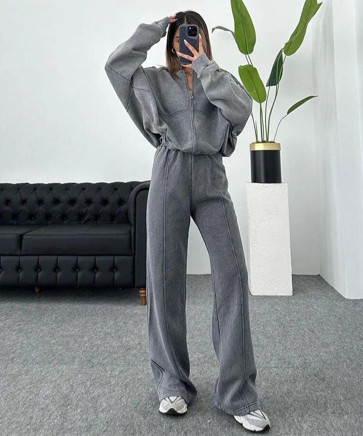 LOUISE | Cozy Tracksuit
