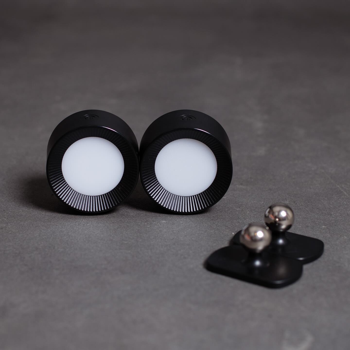 Nocté™ | 360° Cordless LED Wall Light