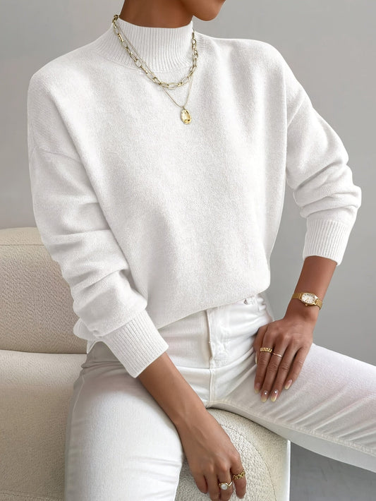 Daisy - Comfortable Turtleneck